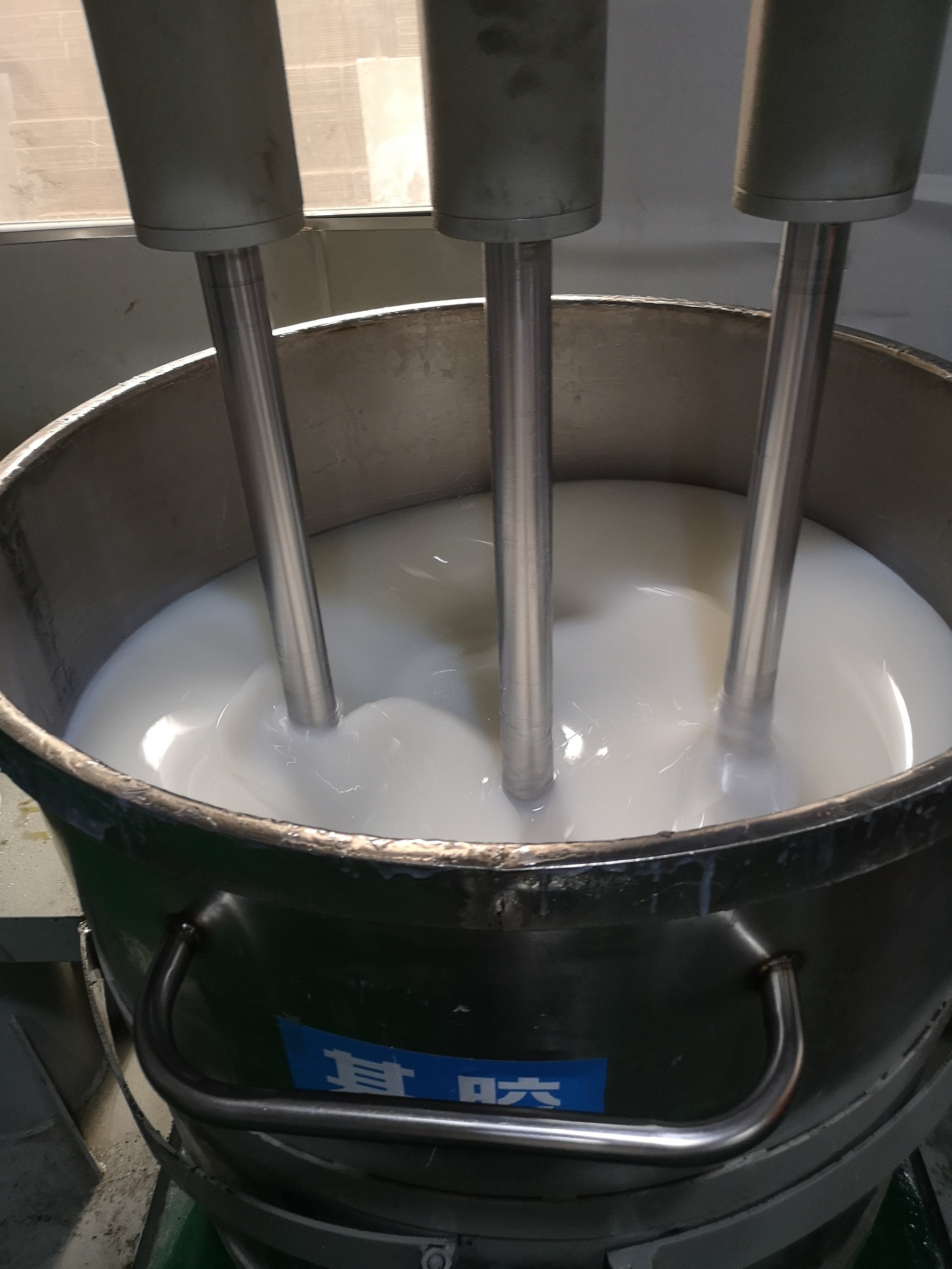 液體硅膠跟固化劑沒有攪拌均勻會(huì)有什么情況 ？