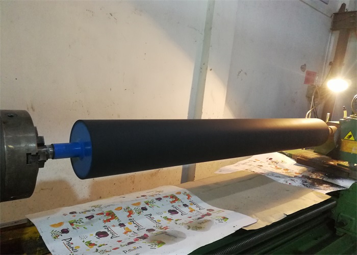 硅膠膠輥的神奇應(yīng)用從工業(yè)到生活，無處不在的膠輥身影